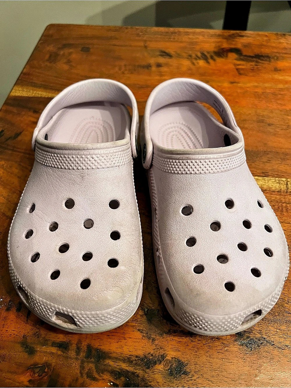 Crocs Classic Clog in lavender